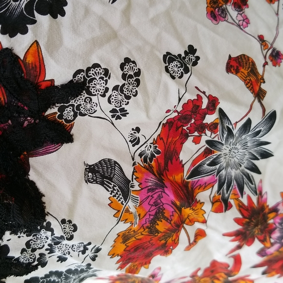 Bebe Camisole - Picture 3 of 11